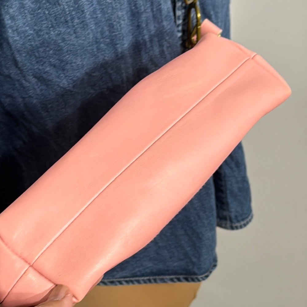 Madewell Leather Carabiner Crossbody Sling Bag in Dried Blossom. Barely used! - Picture 11 of 13